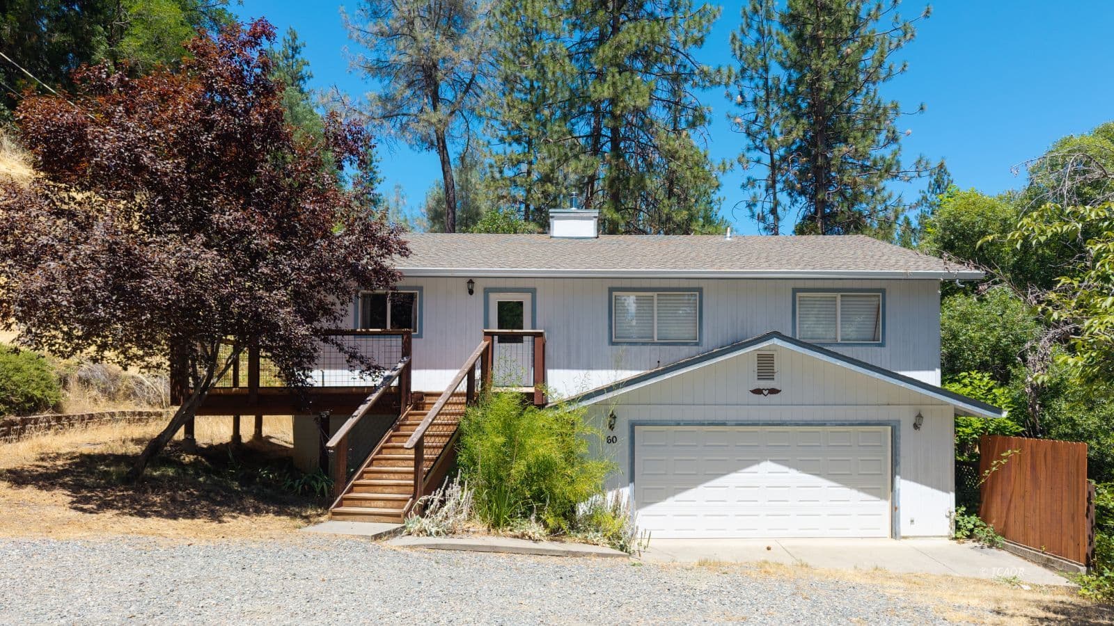 60 Ridgetop Dr