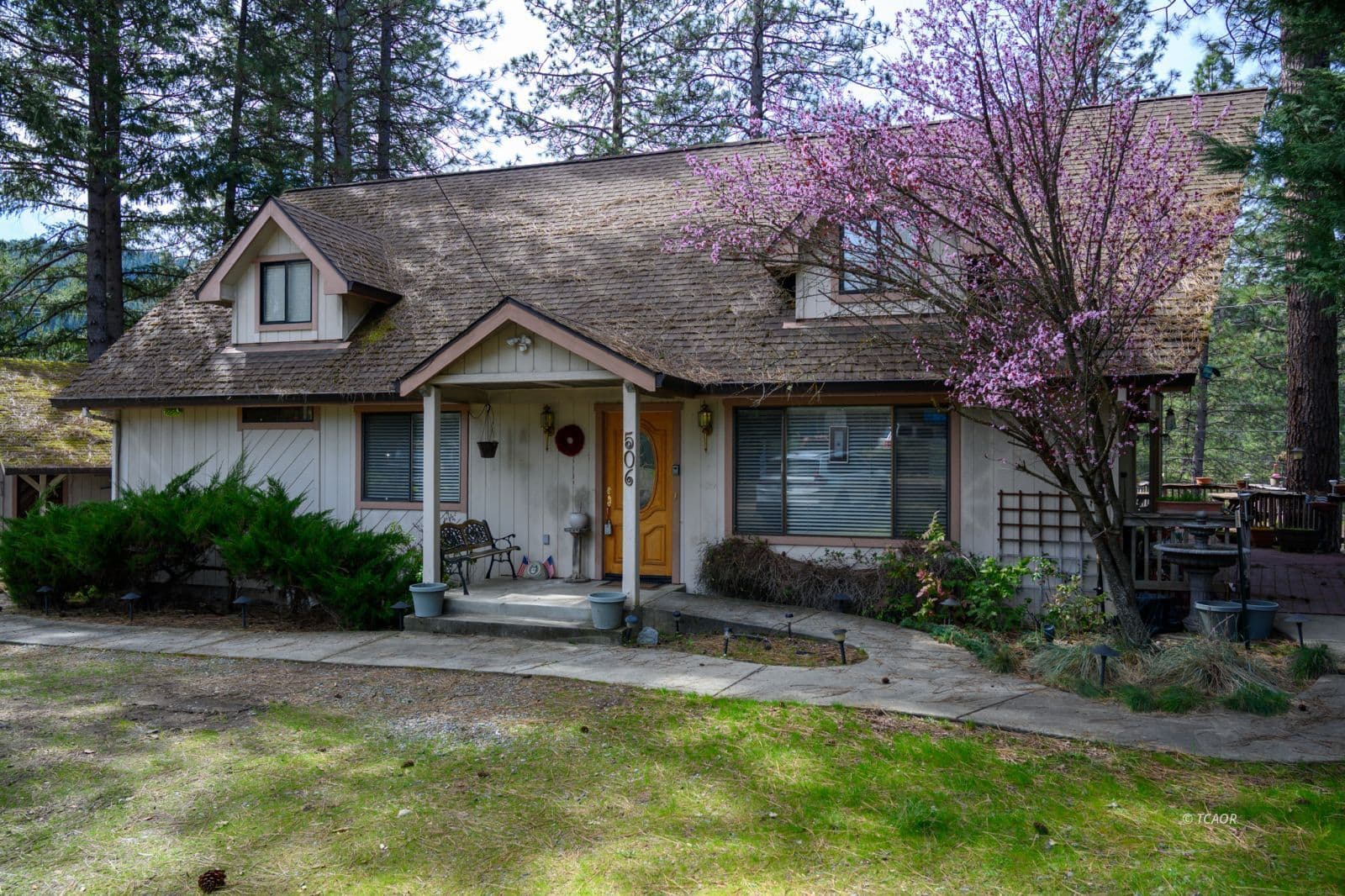 506 Masonic Ln