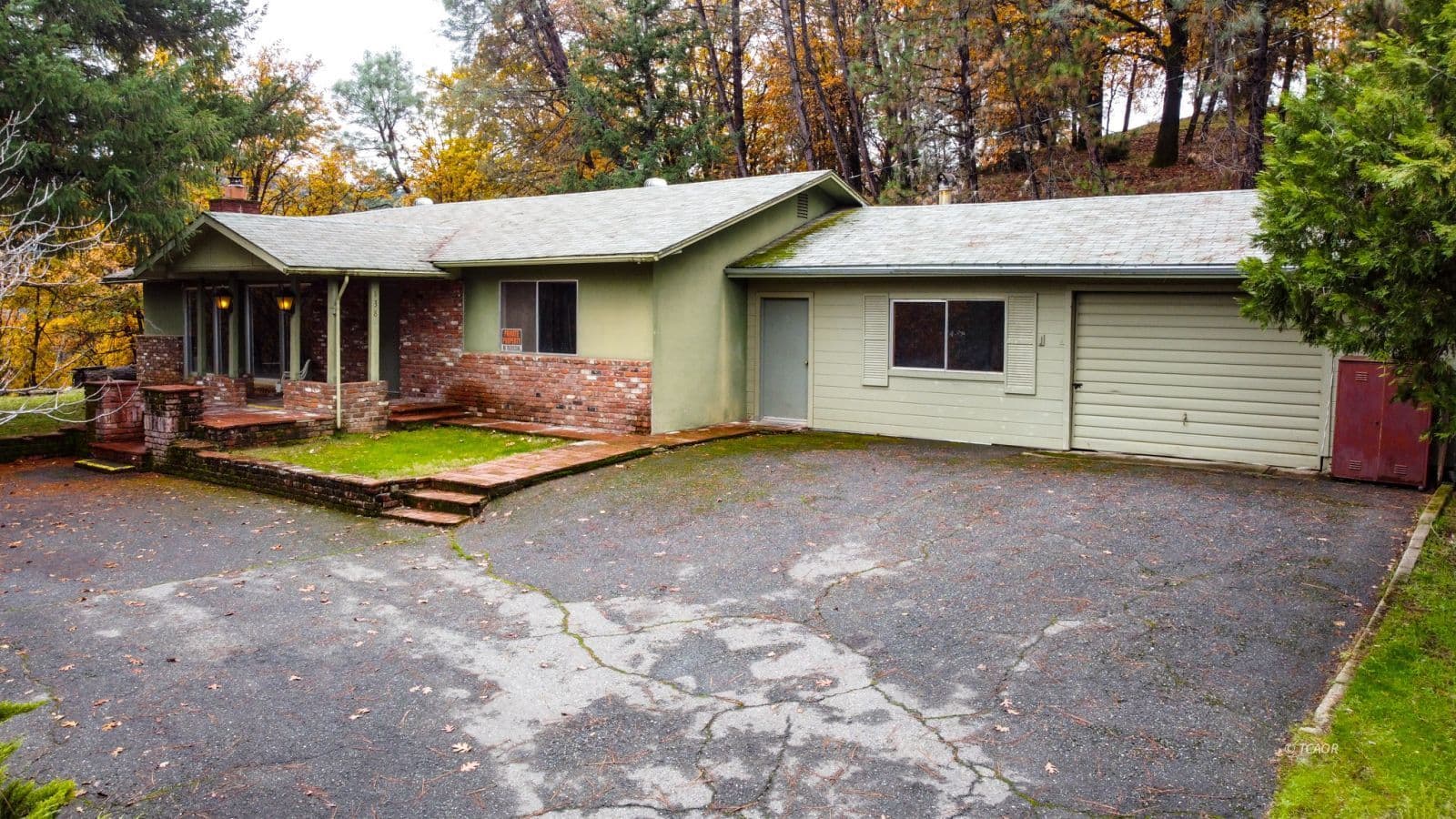 138 Sam Lee Dr