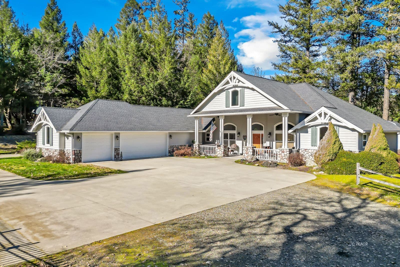 75 Woody Ln 2