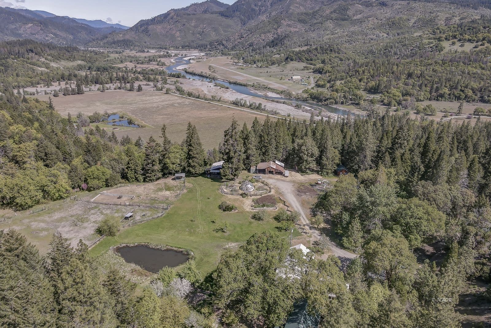 720 Pelletreau Ridge Rd 2