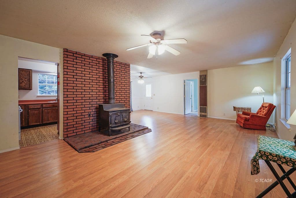 51 Pleasant Dr 3