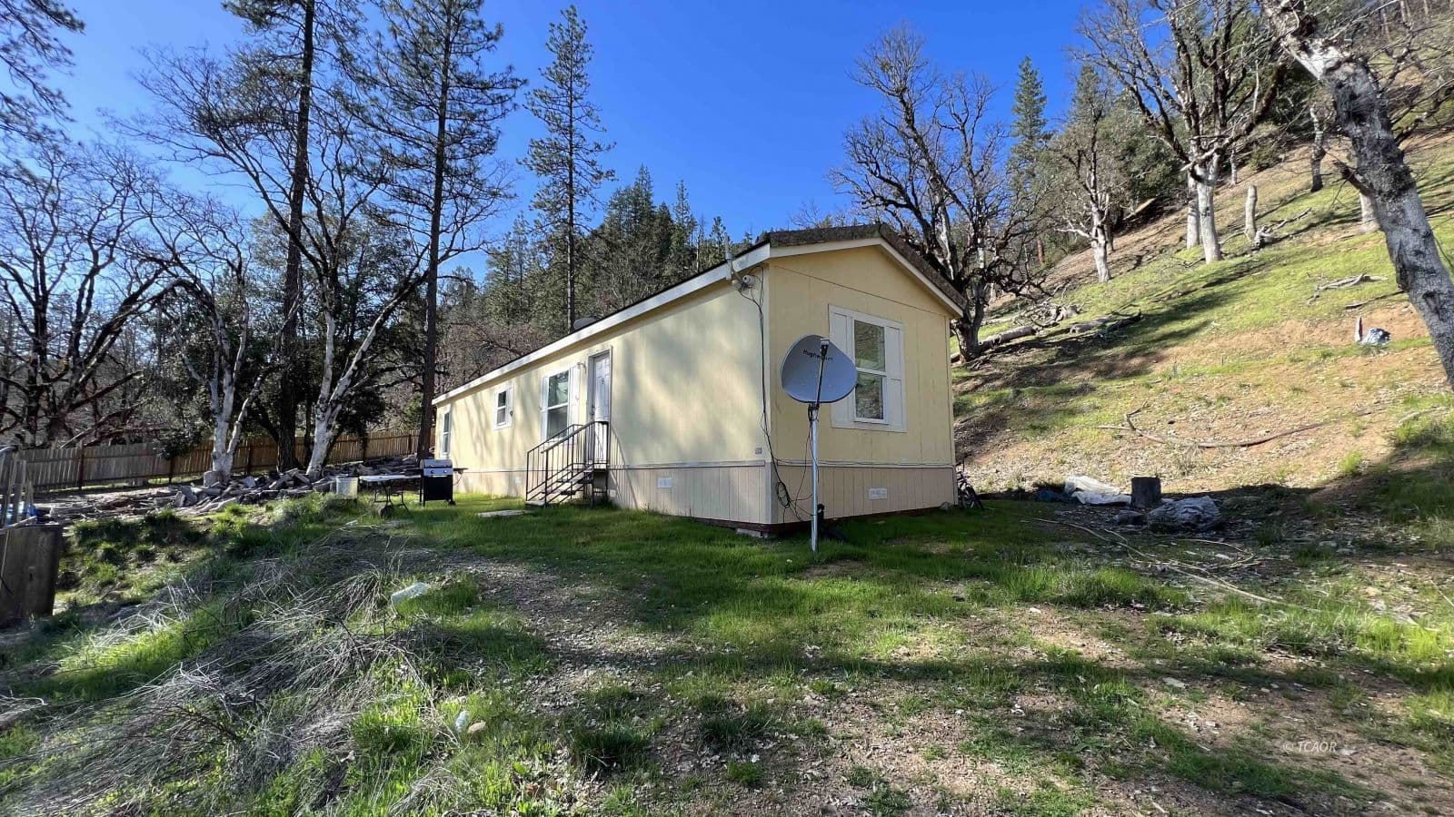 3990 Hyampom Rd 3