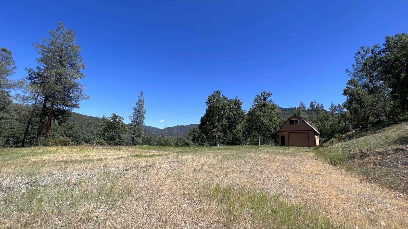 1750 Indian Creek Rd 3
