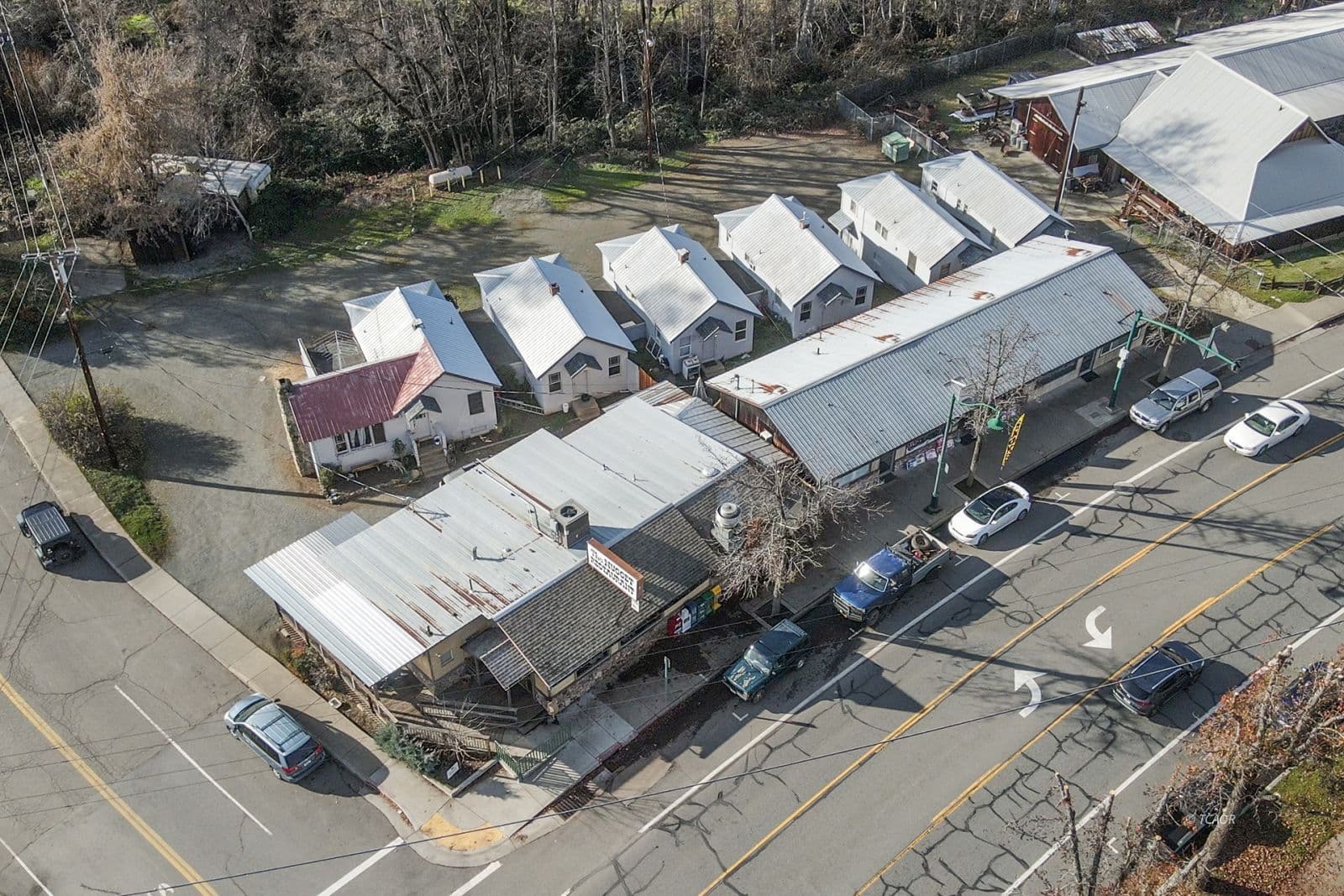 790 Main St 3