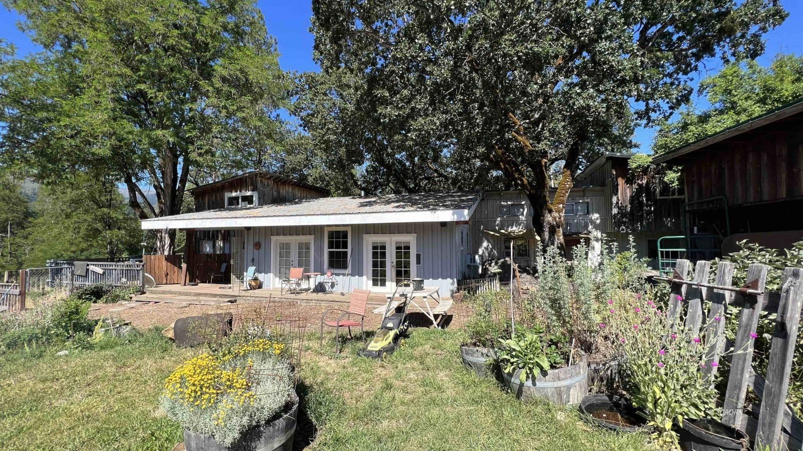 321 Olsen Creek Rd 3