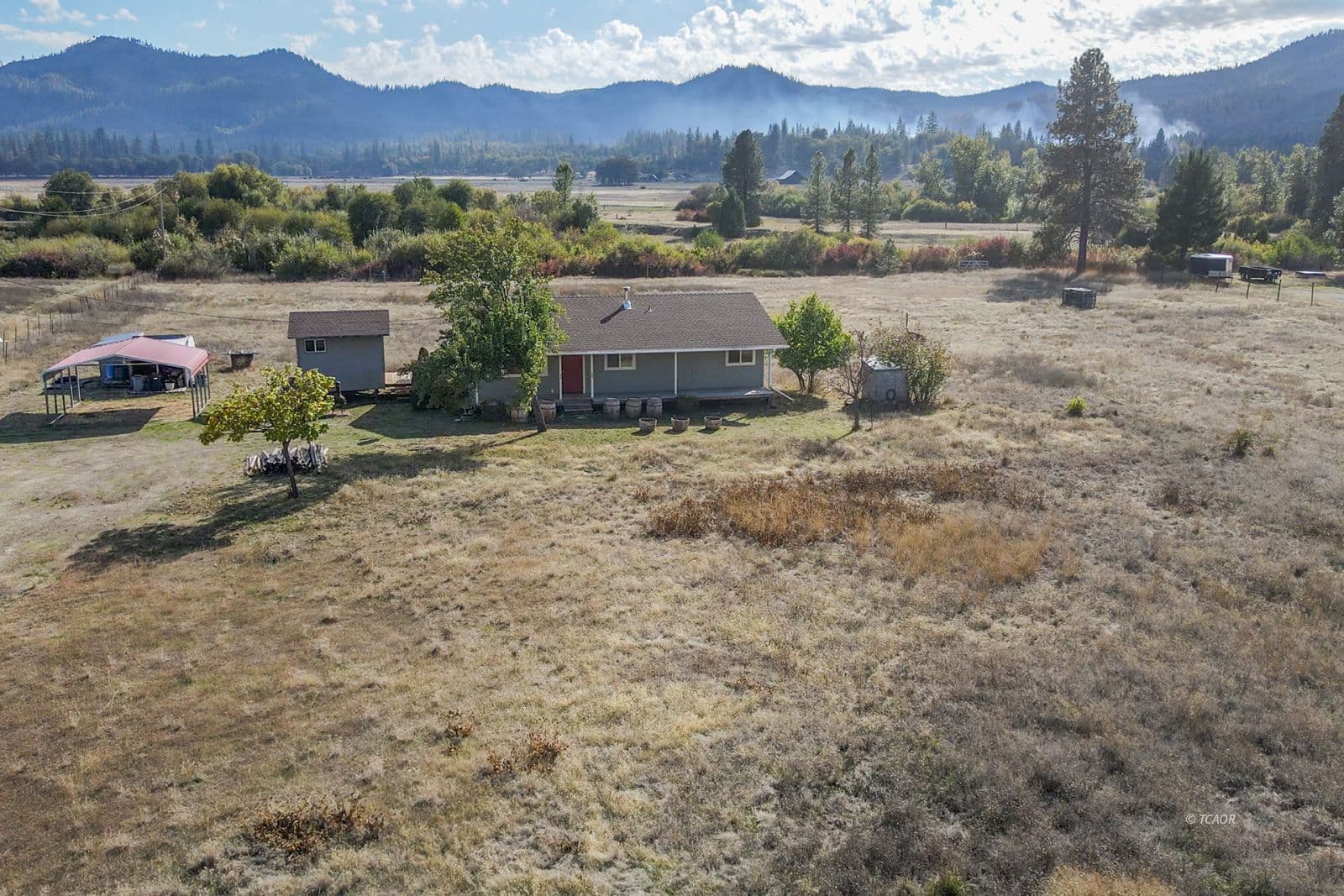 1095 Hyampom Rd 2